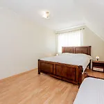 Holiday home Lubja House *