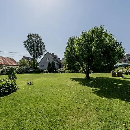 Hébergement de vacances Lubja House